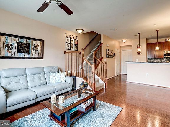 5th image of 15222 Rosemont Manor Dr #99