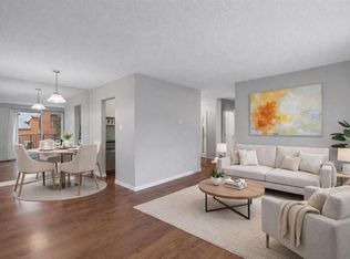 1502 S 21st Ave SW #303, Calgary, AB T2T0M7