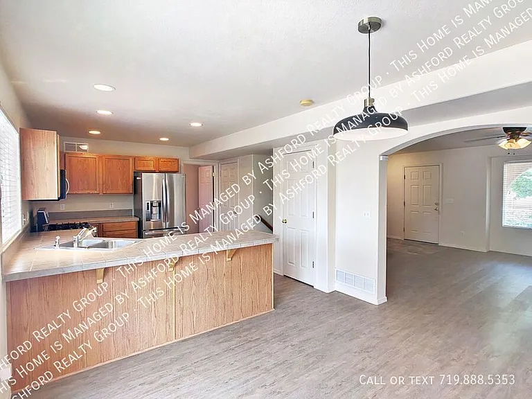 3314 Castellon Dr — Photo 11
