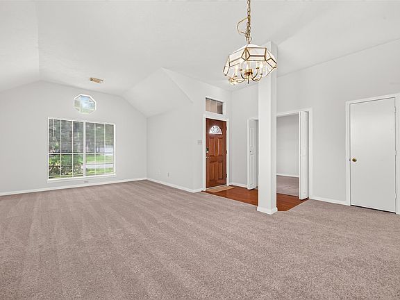 3rd image of 1714 Park Maple Dr