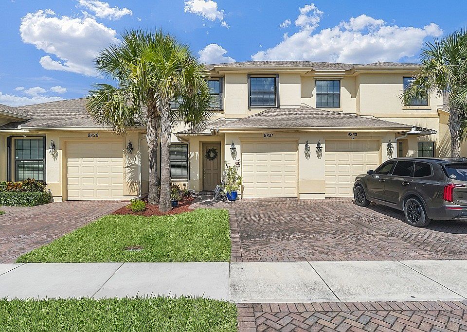 1st image of 9831 E Villa Cir