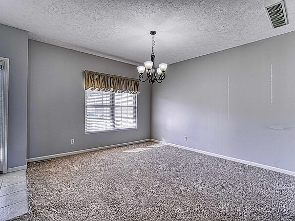 4th image of 3830 Collingswood Dr