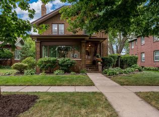 1604 Crosby St, Rockford, IL 61107