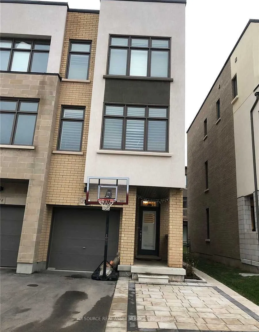 4 bed, $3,700 — Photo 1