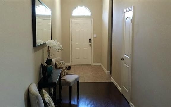 4th image of 2036 River Brook Dr