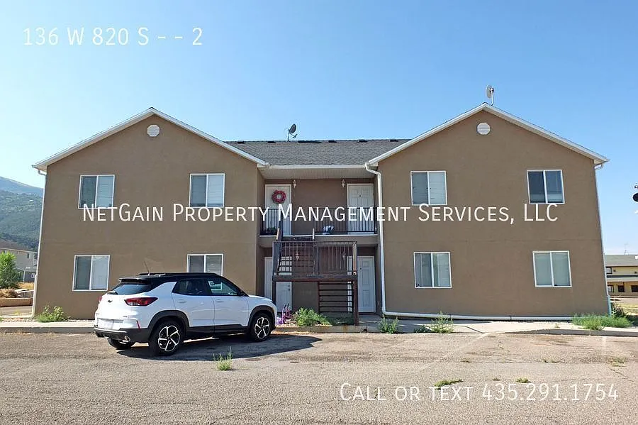 3 Bedroom Apartment — Photo 1