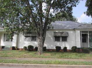 406 E Parkway Ave, Talladega, AL 35160