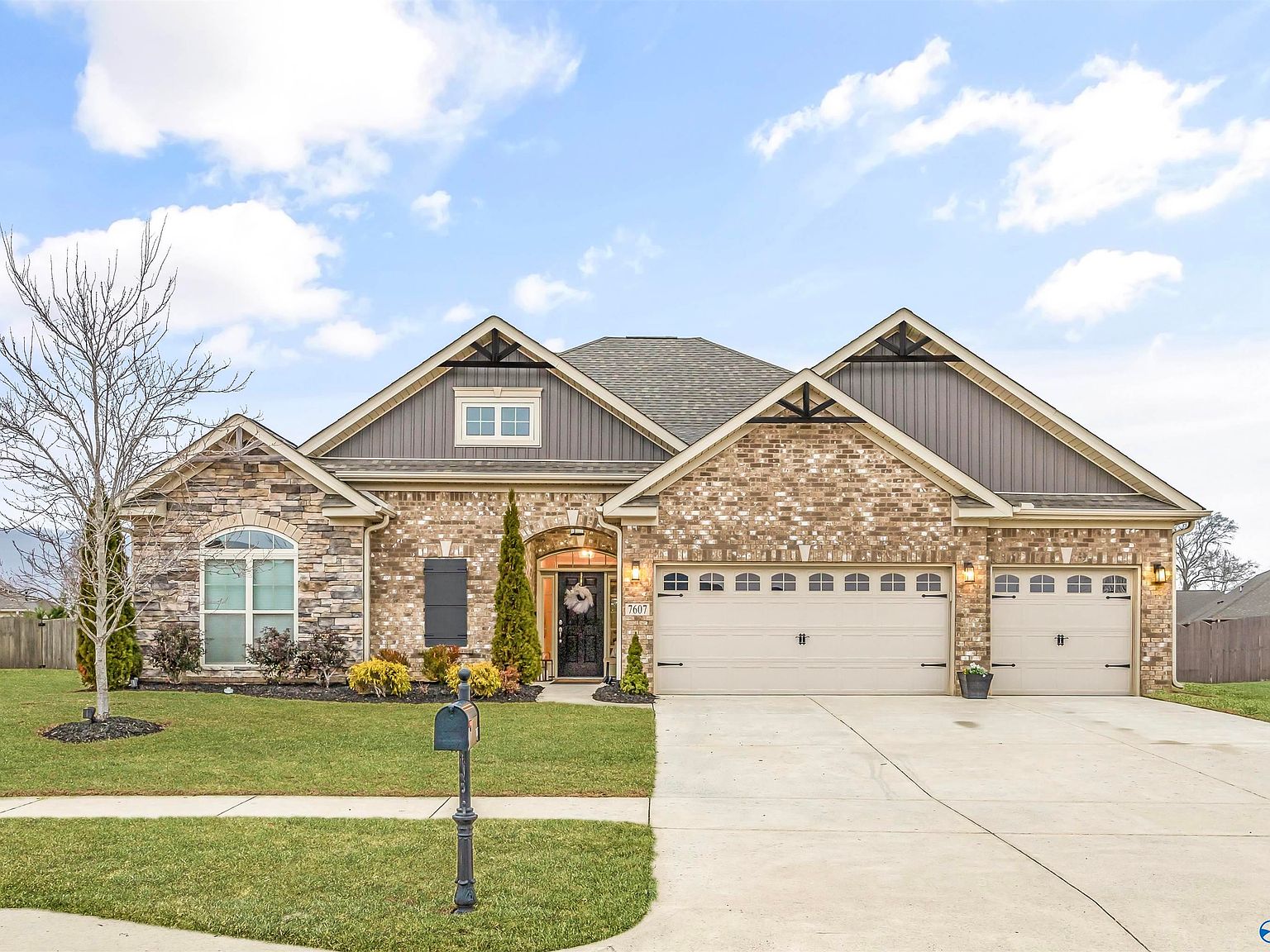 7607 Summerdawn Dr SE, Owens Cross Roads, AL 35763 | Zillow