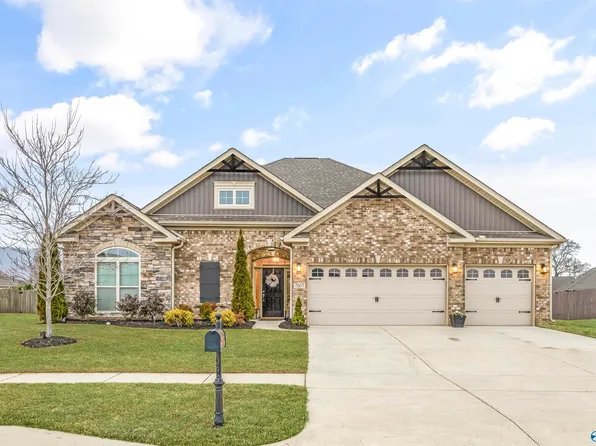 7607 Summerdawn Dr SE, Owens Cross Roads, AL 35763