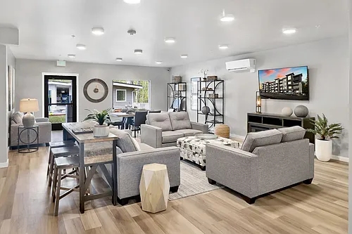 Floor plan 211