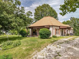 203 N Sloan St, Maysville, MO 64469