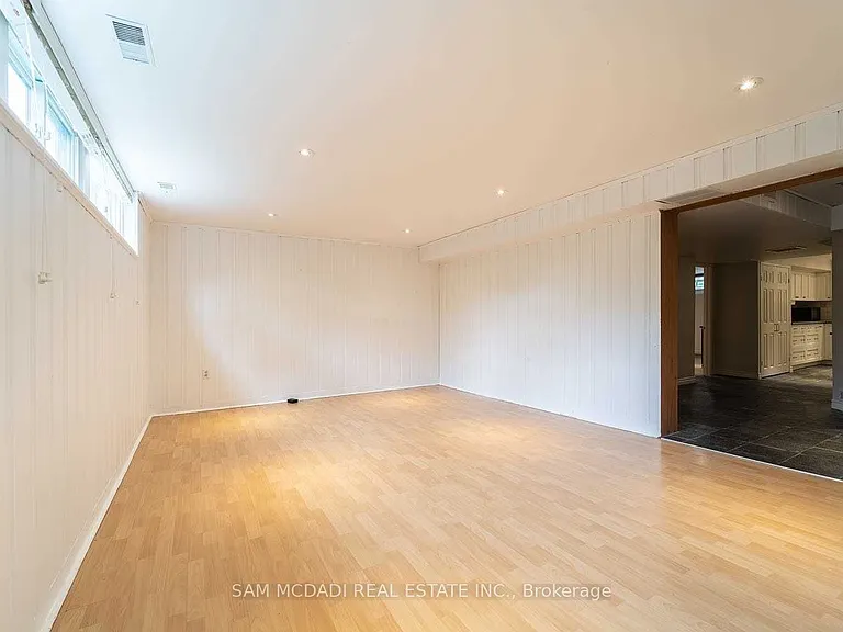 2588 Lundigan Dr #BASEMENT — Photo 7
