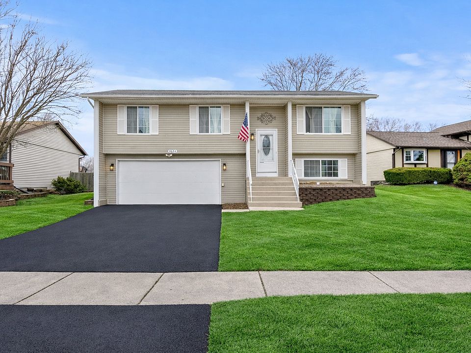 1st image of 7624 W Juniper Ct