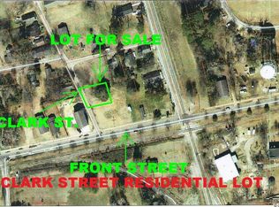 106 N Clark St, Mullins, SC 29574