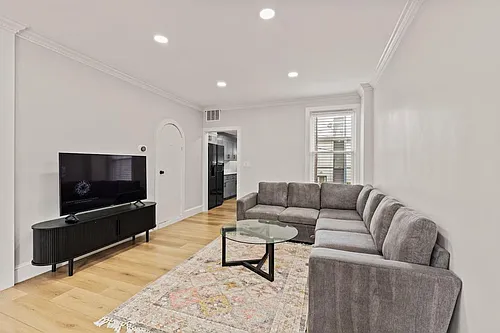613 Harvard St NW #ID1511067P Photo 1