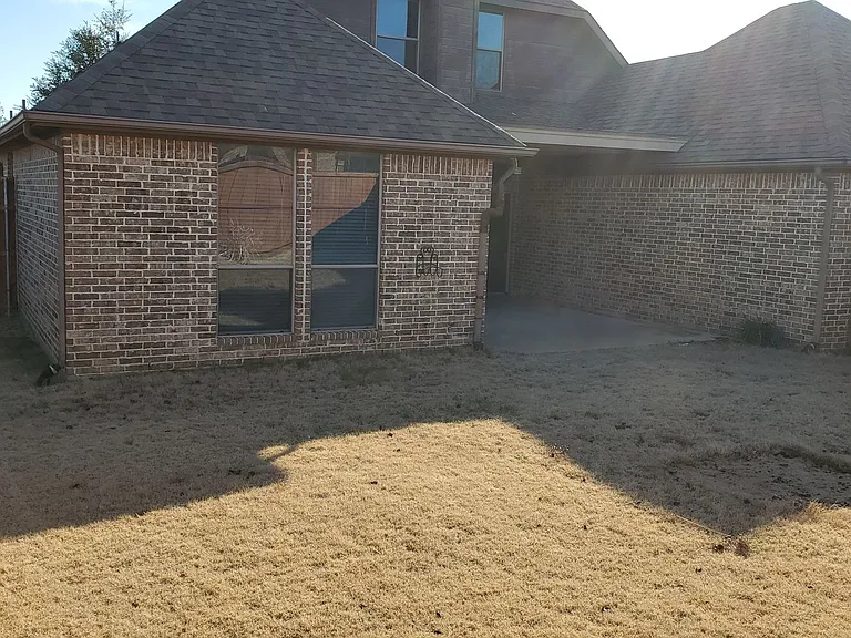 1621 Colonial Dr — Photo 22