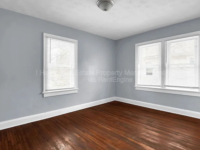 1026 Ellsworth Ave — Photo 12