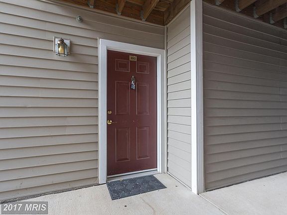 2nd image of 8083 Lacy Dr #15