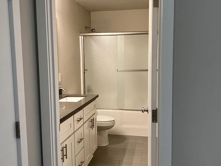 314 Stevens St NE — Photo 10
