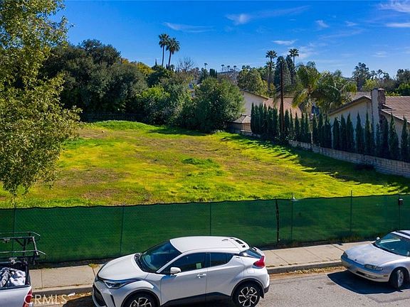 2nd image of 1420 Valley View Rd Lot 4