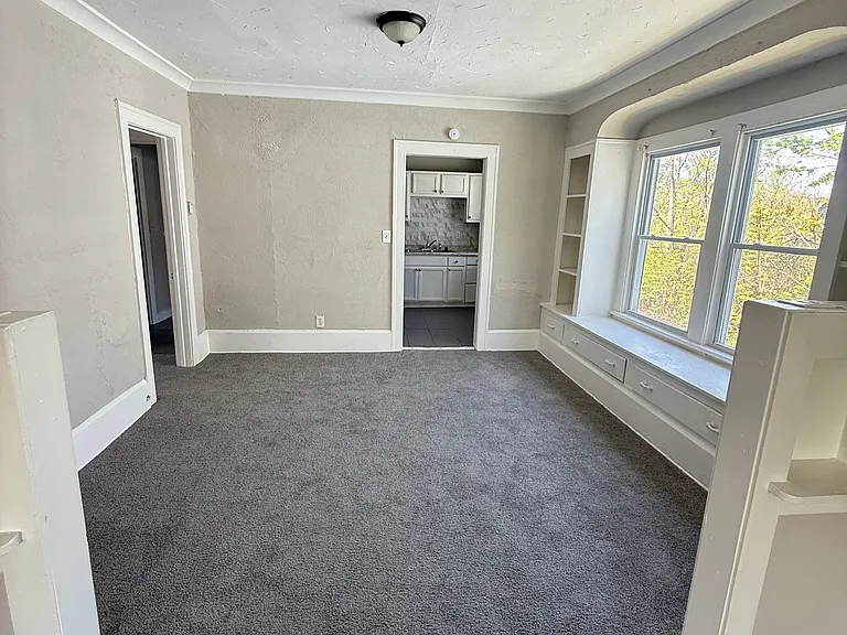3652 E 151st St #B — Photo 4