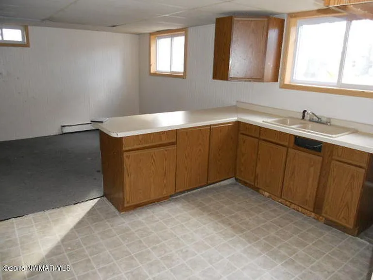 1318 America Ave — Photo 14