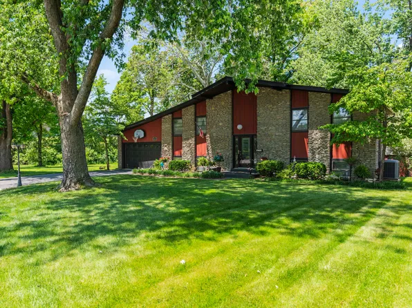 3425 Crimson King Ct, Lexington, KY 40517