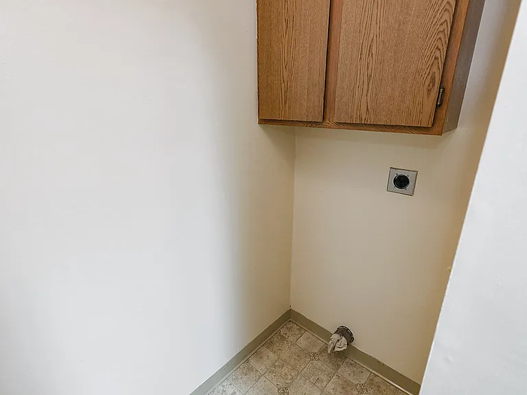 1235 B St #2 — Photo 13
