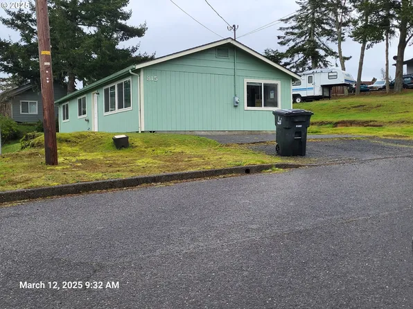 815 Fenwick St, Coos Bay, OR 97420
