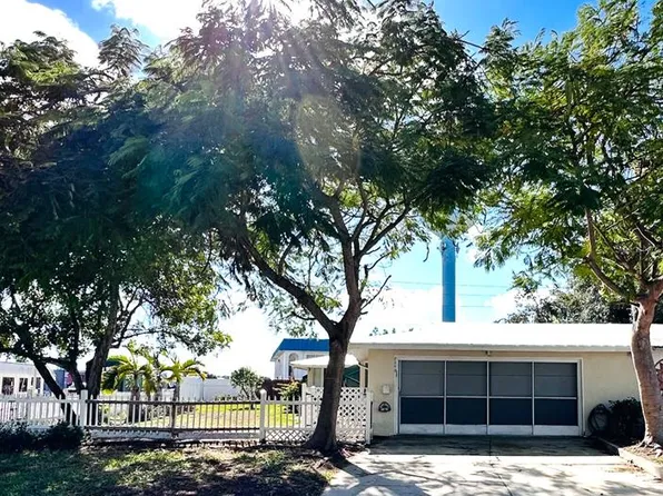 2309 Terry Ln, Sarasota, FL 34231