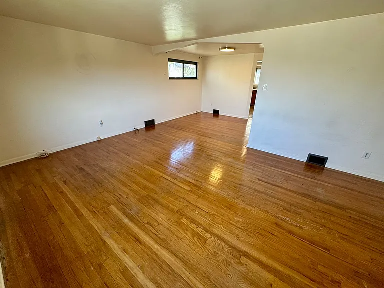 229-231 Marylea Avenue (LO) — Photo 13