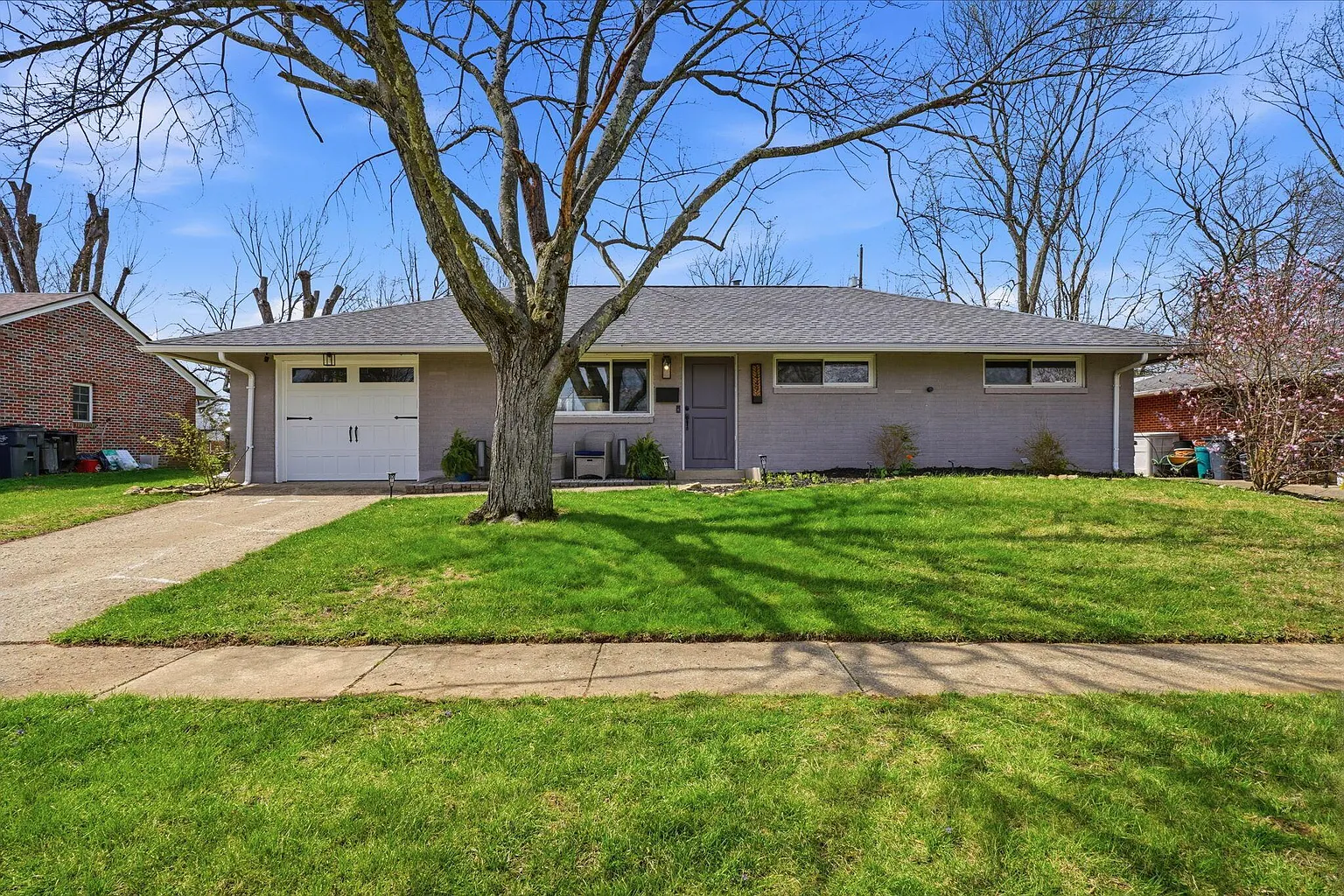 1449 Golding Dr photo 1