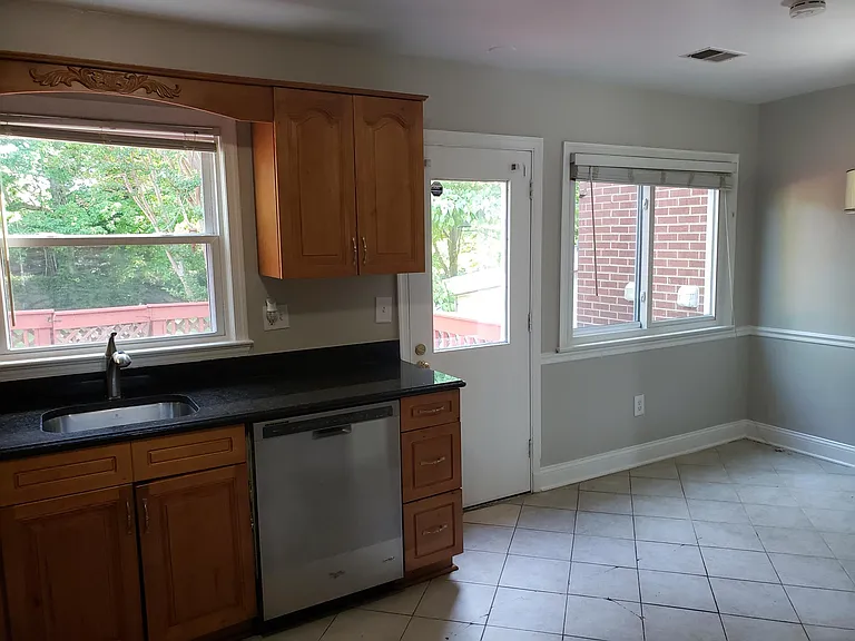 8615 Hilltop Rd — Photo 28