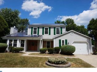 16 Brookstone Dr, Voorhees, NJ 08043