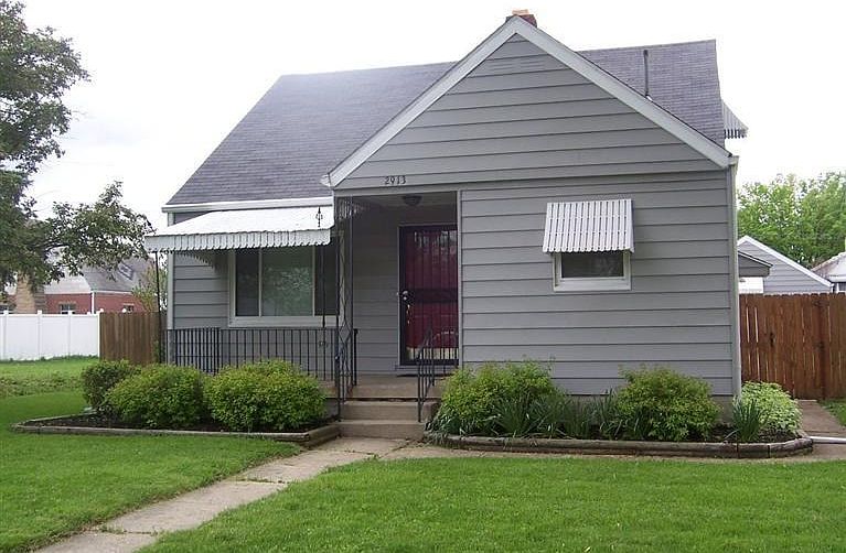 1st image of 2913 Wayland Ave