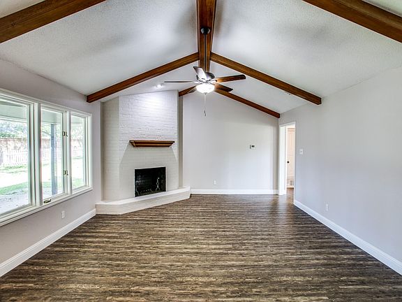 5th image of 9002 Hickory Hill Dr