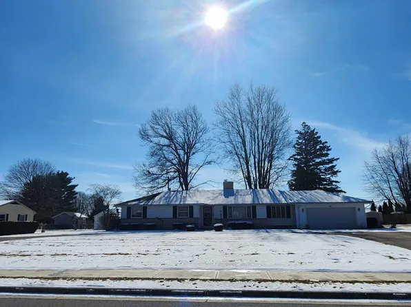 315 Willeke Ave, Ada, OH 45810