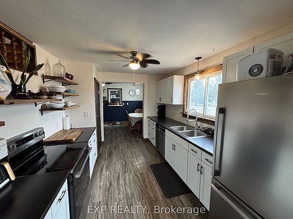 4th image of 49 Old Madoc Rd