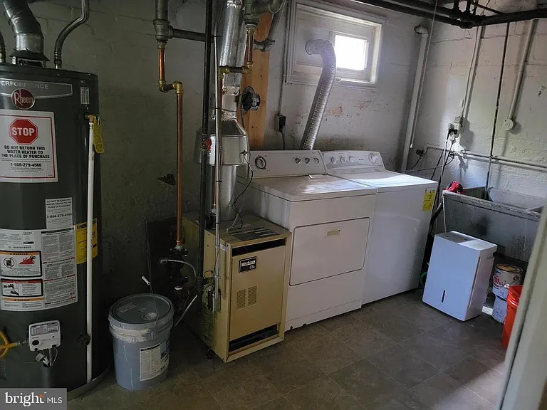 8404 Cedar St — Photo 17