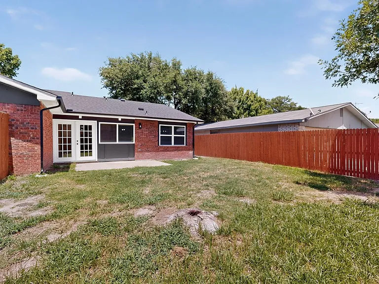 243 Woodhurst Dr — Photo 44