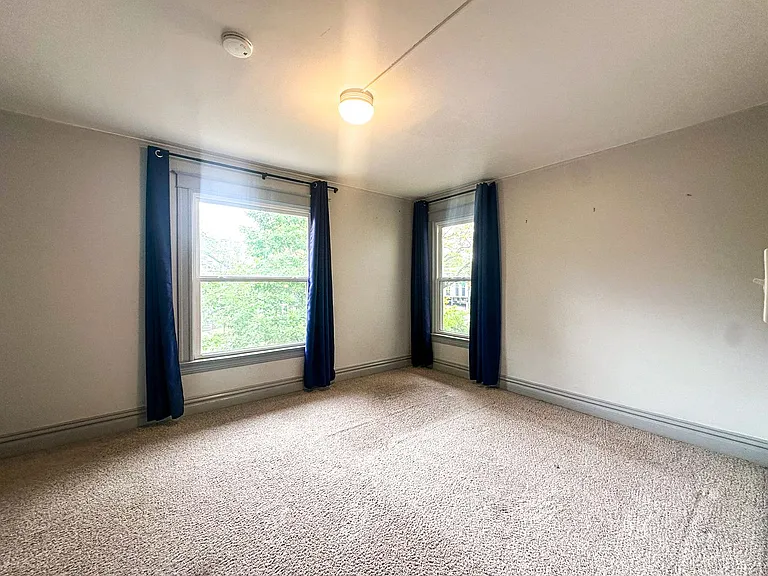 315 N Lincoln St — Photo 22