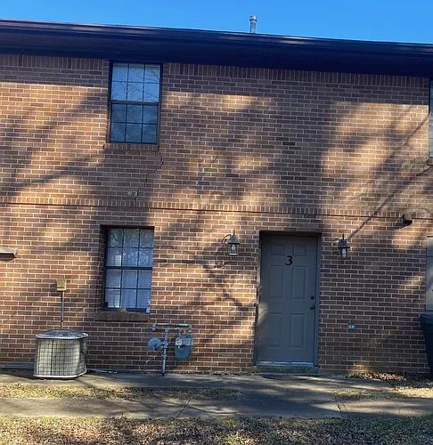 429 E Lee Blvd #3 Photo 1