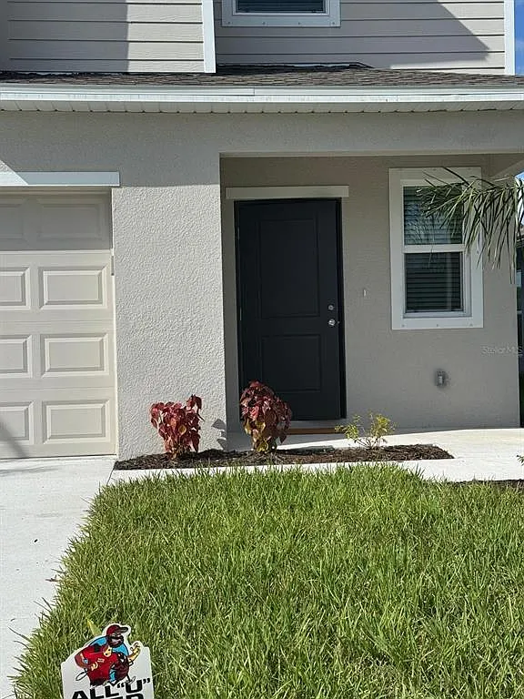 5 bed, 2.5 bath, 2112 sqft, $3,100 — Photo 3