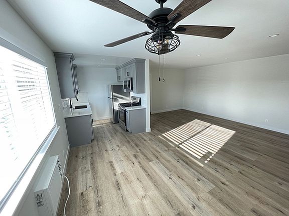 2nd image of 3671 Jasmine Ave APT 11