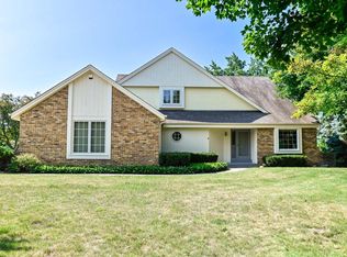 21185 Ann Rita Dr, Brookfield, WI 53045