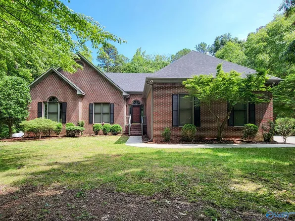 15098 Wade Point Rd SE, Huntsville, AL 35803