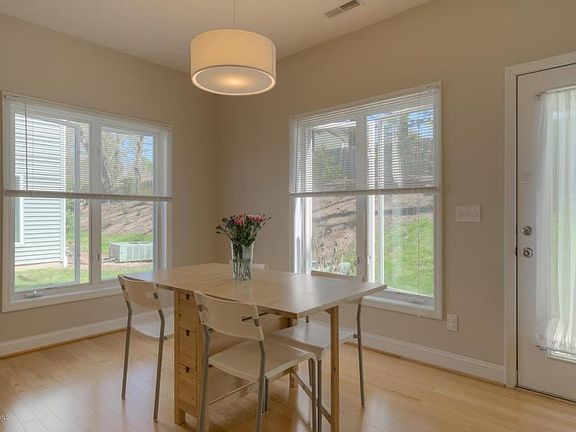 5th image of 51 Silverleaf Ln