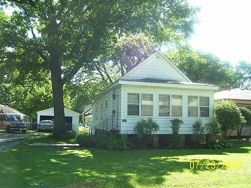 1st image of 44 Glenwood Ave