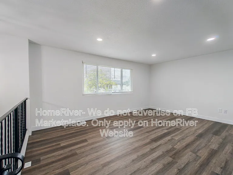 4023 E Montgomery Ave — Photo 2