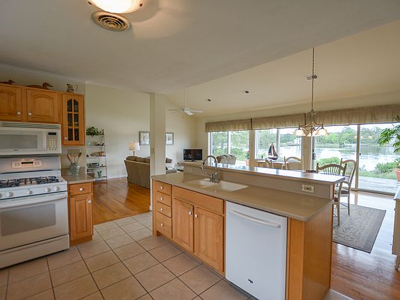 5th image of 14019 Evans Farm Ln